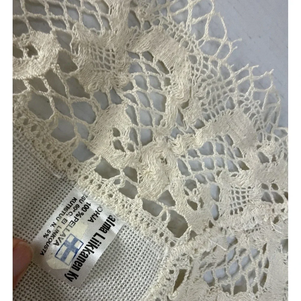 Vintage Doilie Valma Liikkanen Victorian Cream White Lace 1 PC 14